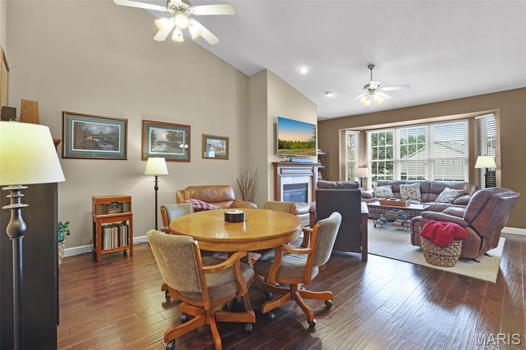 Villas/Stonebridge Condos - Residential