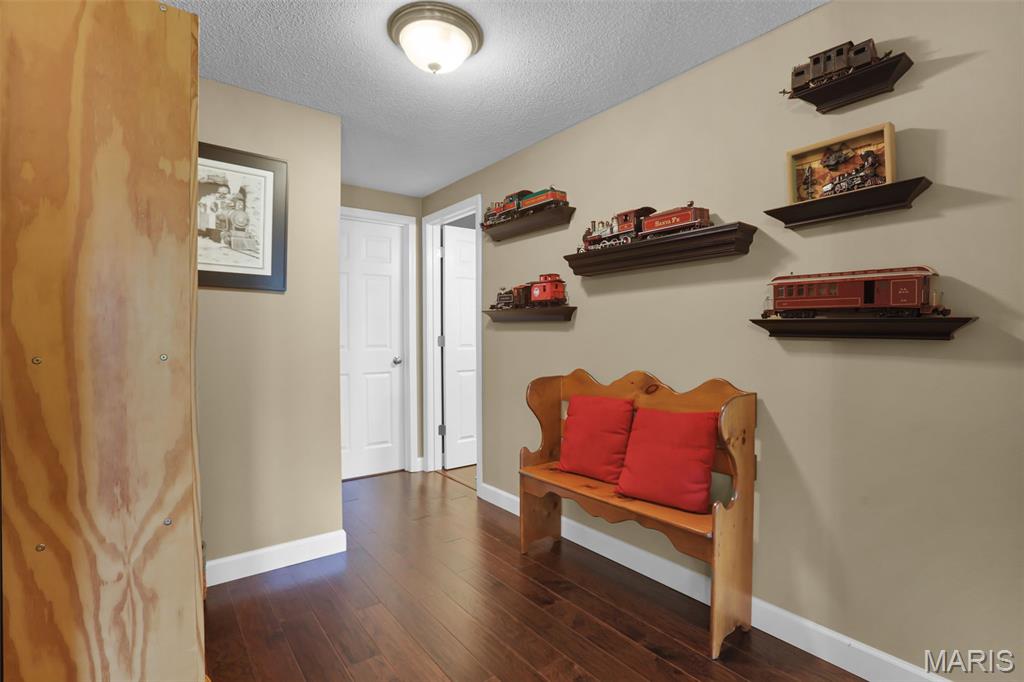 Villas/Stonebridge Condos - Residential
