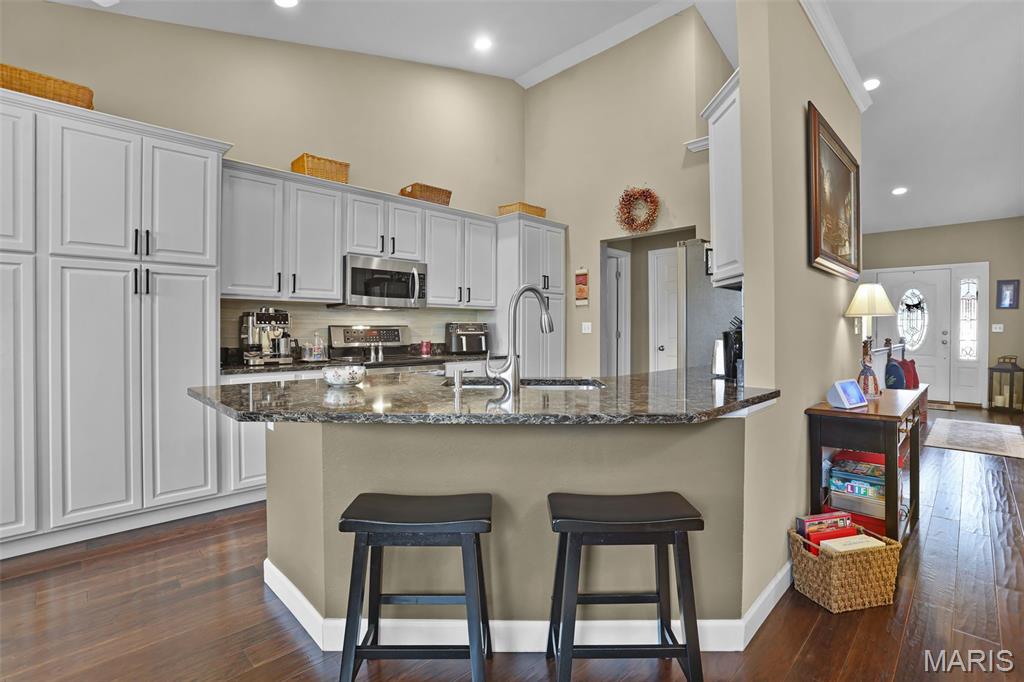 Villas/Stonebridge Condos - Residential