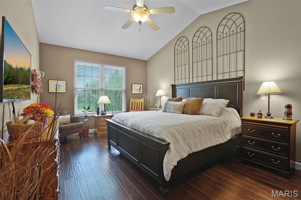 Villas/Stonebridge Condos - Residential