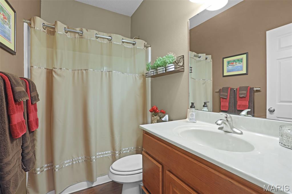 Villas/Stonebridge Condos - Residential