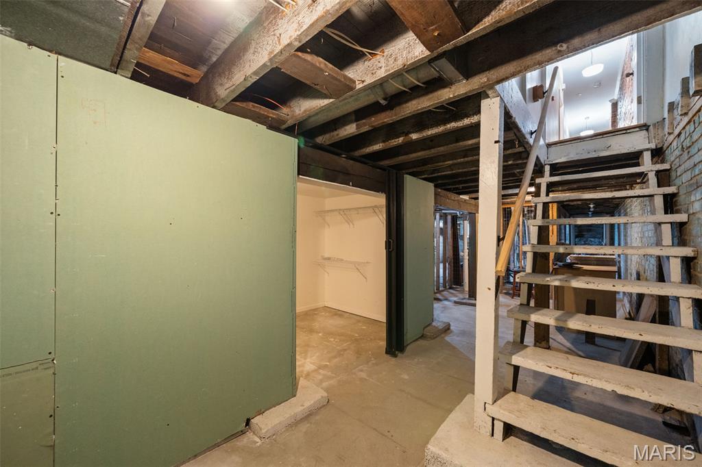 Laclede Condo - Residential