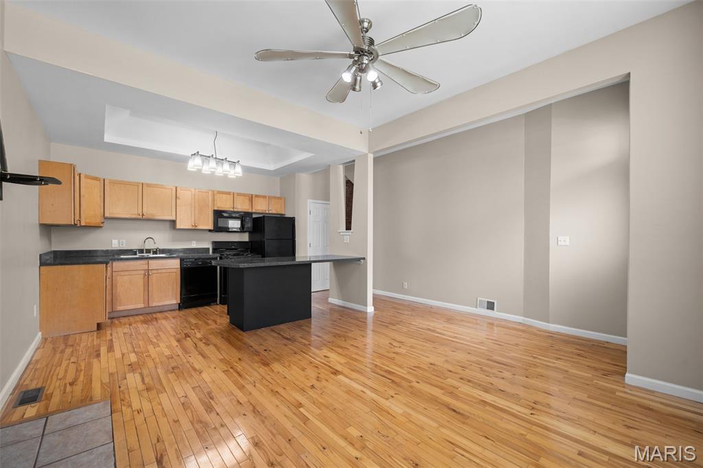 Laclede Condo - Residential