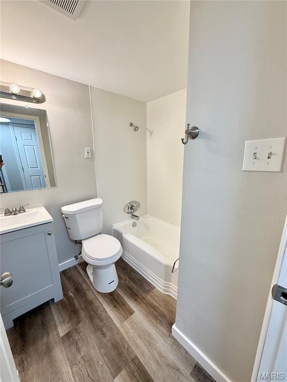 NOT IN A SUBDIVISION - Residential Lease
