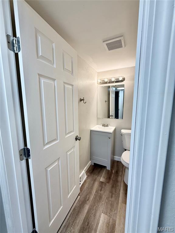 NOT IN A SUBDIVISION - Residential Lease