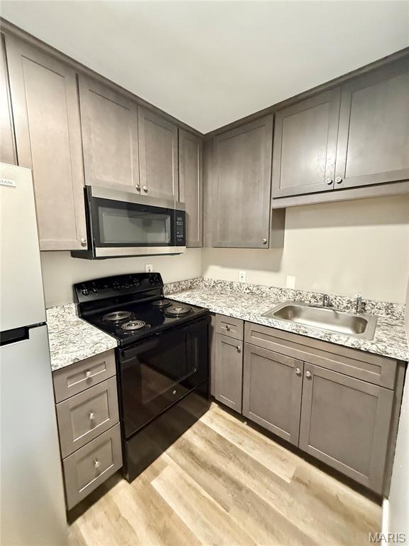 NOT IN A SUBDIVISION - Residential Lease