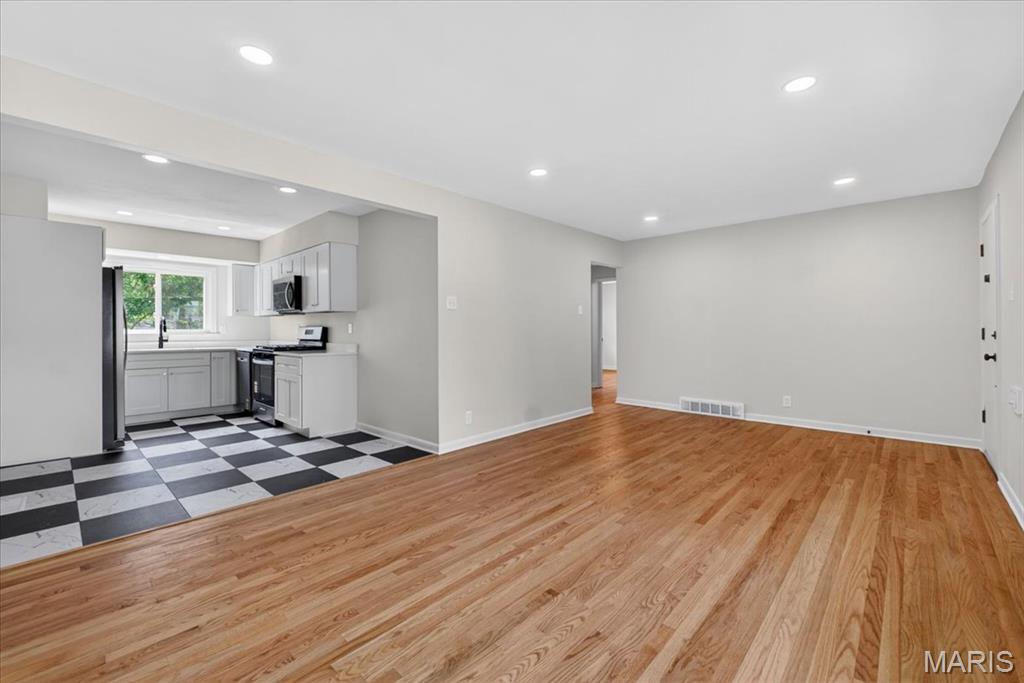 Richford Gardens 6 - Residential