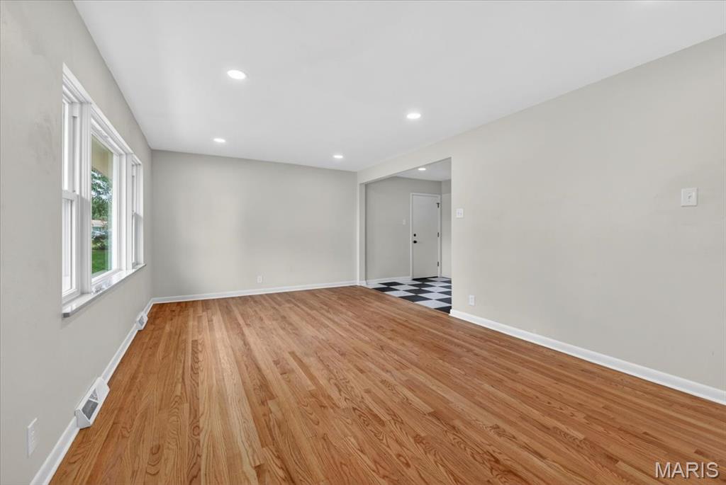 Richford Gardens 6 - Residential