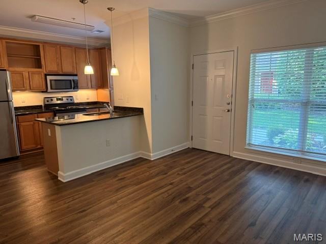 McKnight Crossing At Tilles Park - Residential