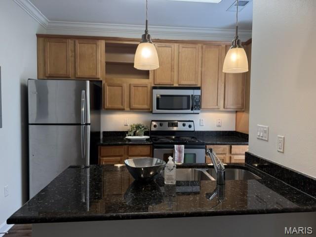 McKnight Crossing At Tilles Park - Residential
