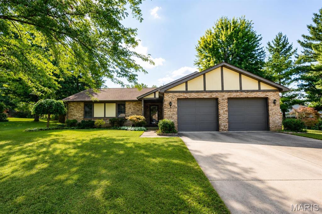 Welcome to this well-maintained ranch with an inviting open floor plan and an in-ground pool! The spacious living room features a cozy gas fireplace and opens to the eat-in kitchen with quartz countertops, pull-out lower cabinet shelves, a breakfast bar, and stainless steel appliances.
The primary suite offers a walk-in closet and private full bath, while two additional bedrooms and a second full bathroom provide plenty of space. Enjoy the large fenced backyard with a spacious deck overlooking the pool, plus a garden area. Conveniently located near shopping, dining, schools, Scott Air Force Base, and interstate access. Don't miss this great opportunity! Buyer or Buyer's agent to verify MLS info.