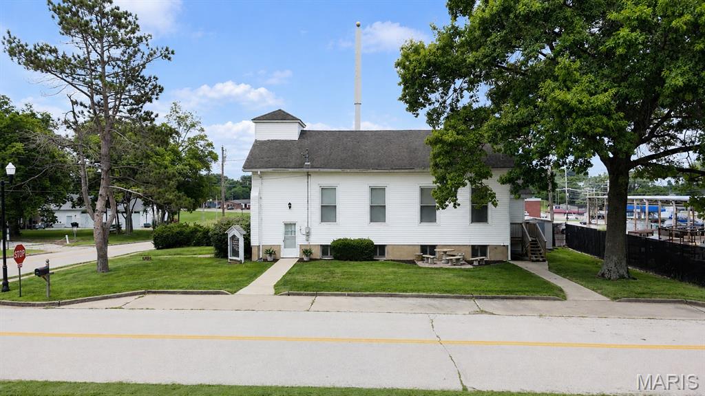 Town Of Fenton - Commercial Sale