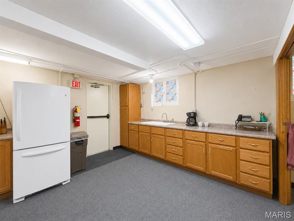 Town Of Fenton - Commercial Sale
