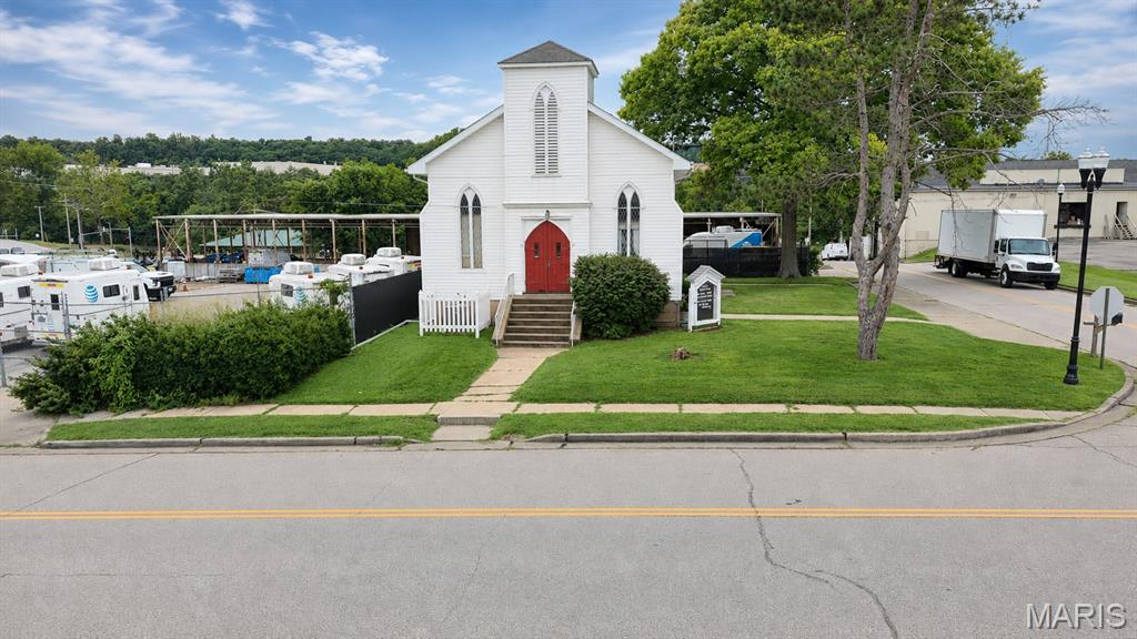 Town Of Fenton - Commercial Sale