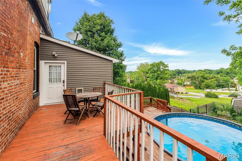 City/St Charles - Residential