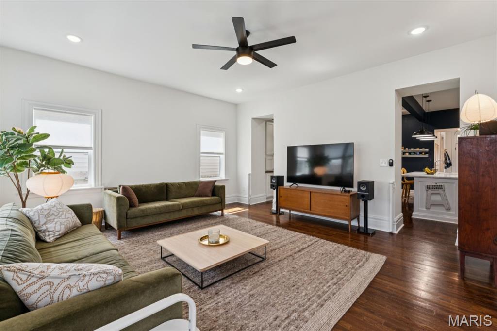 Sharkey's Vista Sub - Residential