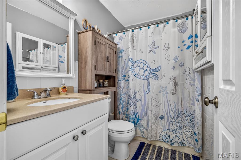 Sunset Hills Condo - Residential