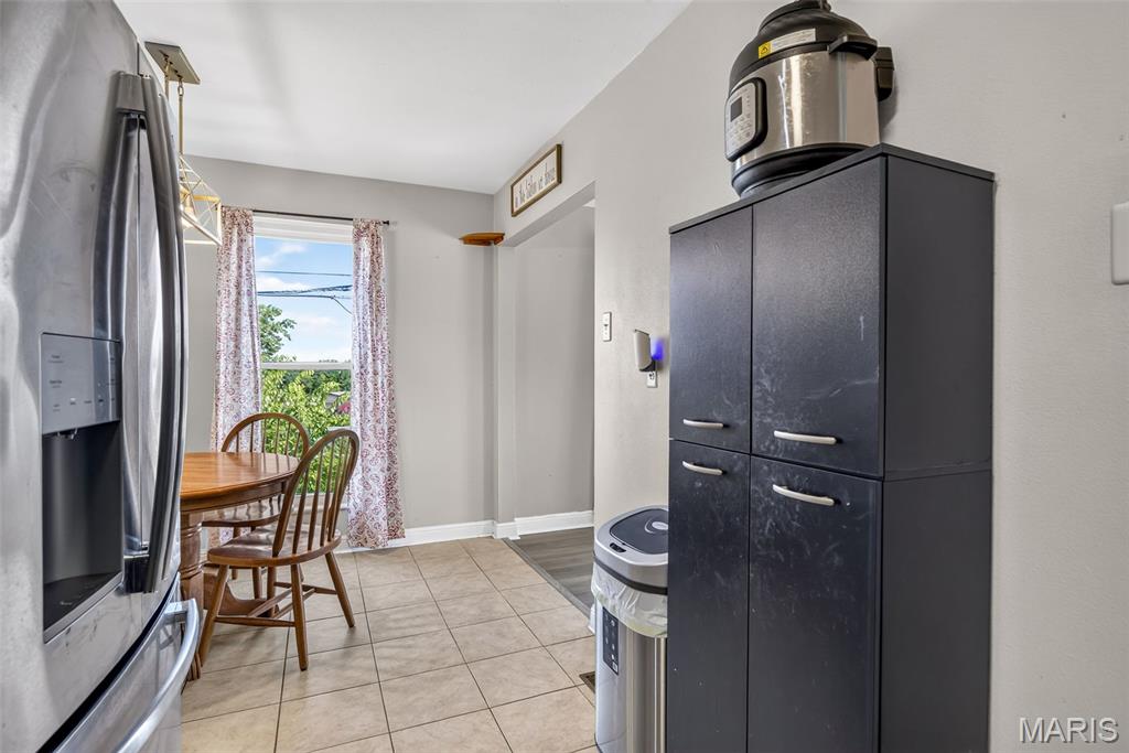 Sunset Hills Condo - Residential