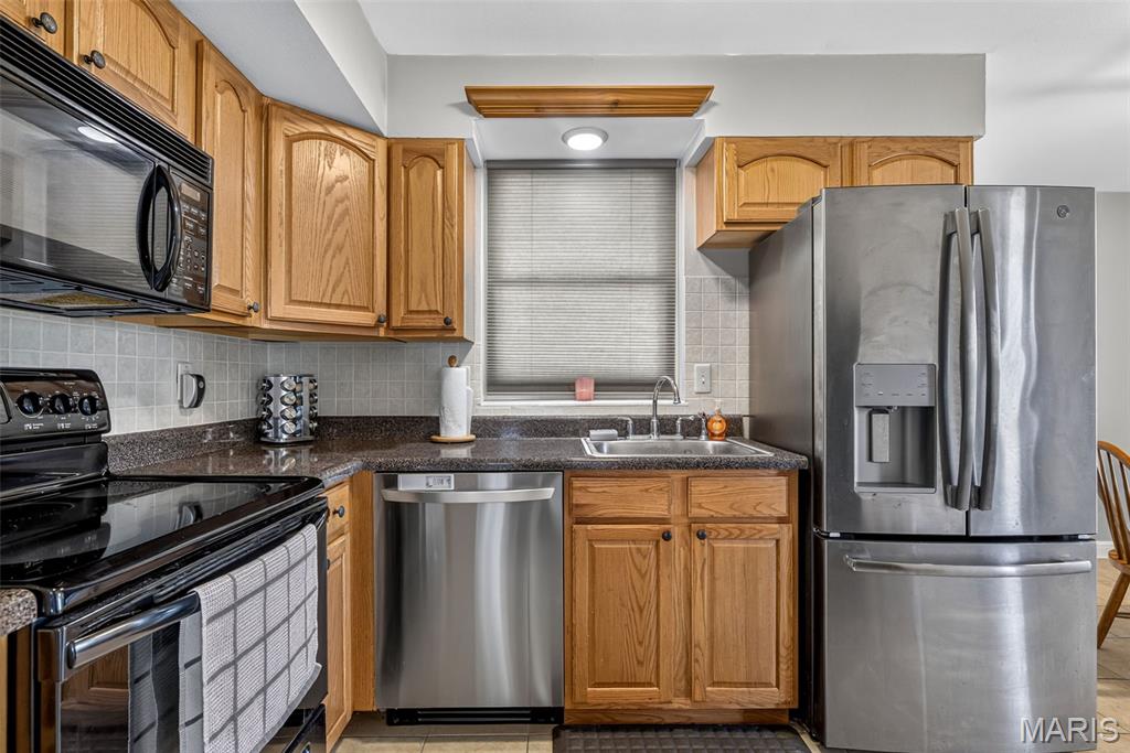 Sunset Hills Condo - Residential