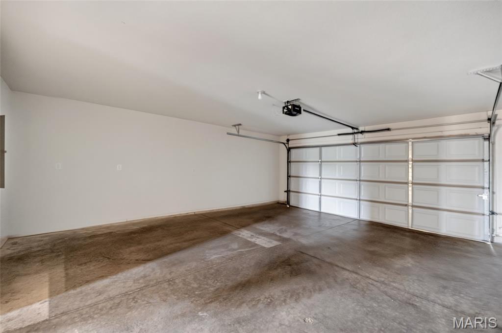 HICKORY VALLEY FOURTH ADDITION - Residential
