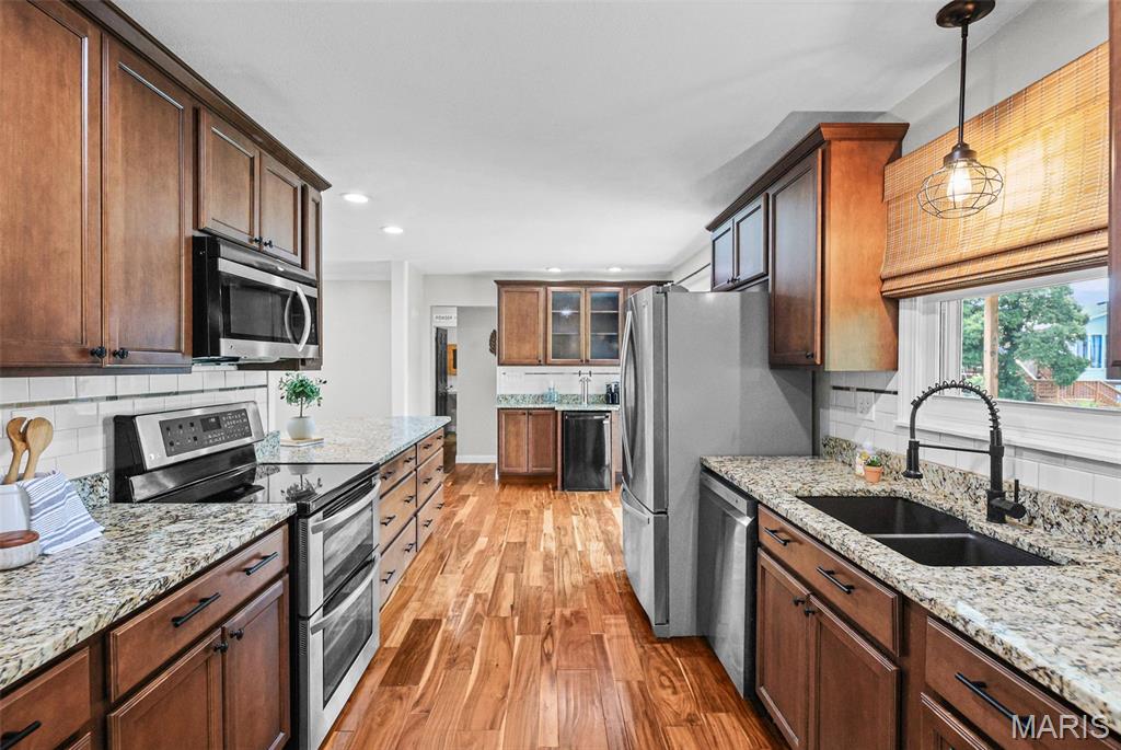 Dadrian Gardens West - Residential