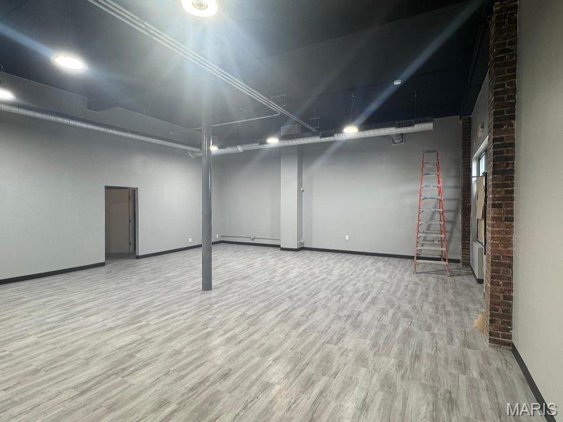 Raymond Place - Commercial Lease