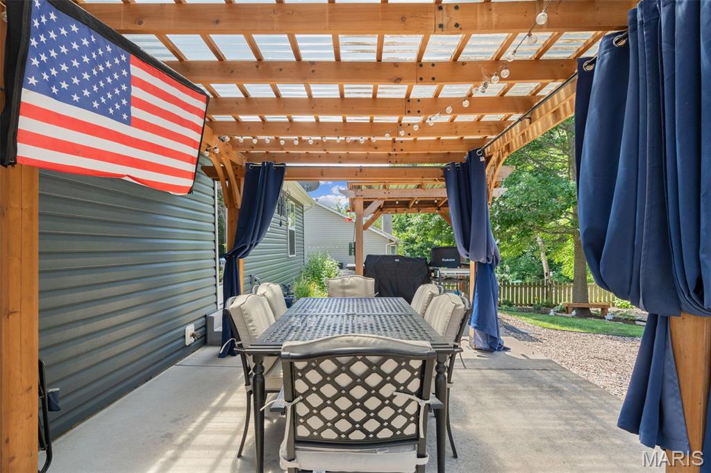 Eagles Bluff - Residential
