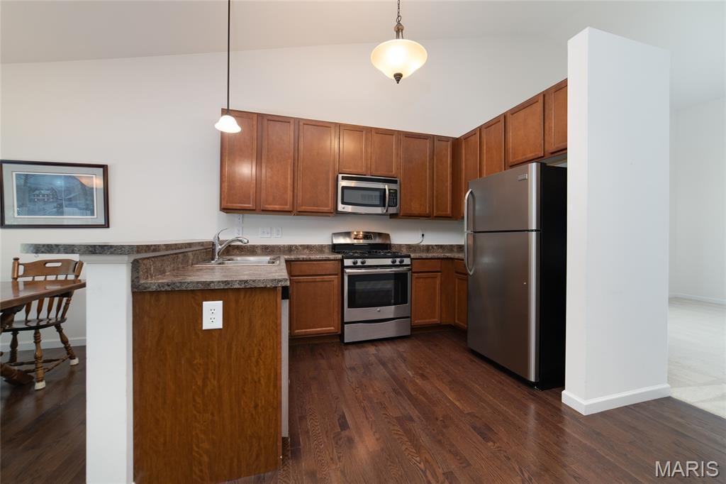 Ellington Place #2 - Residential