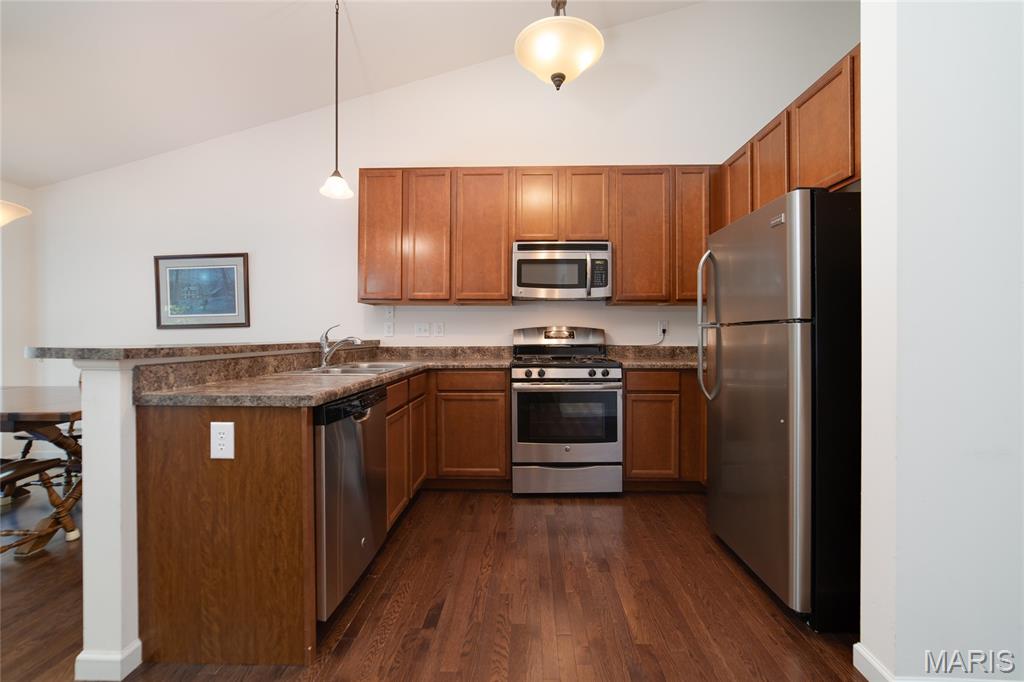 Ellington Place #2 - Residential