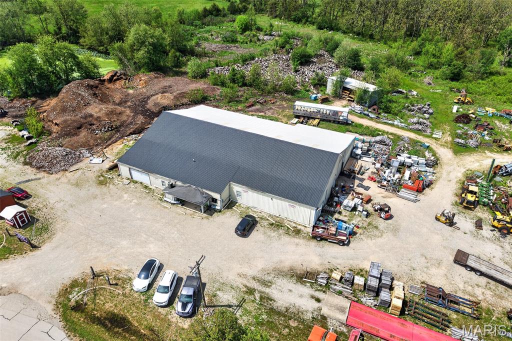 LEBANON - Commercial Sale
