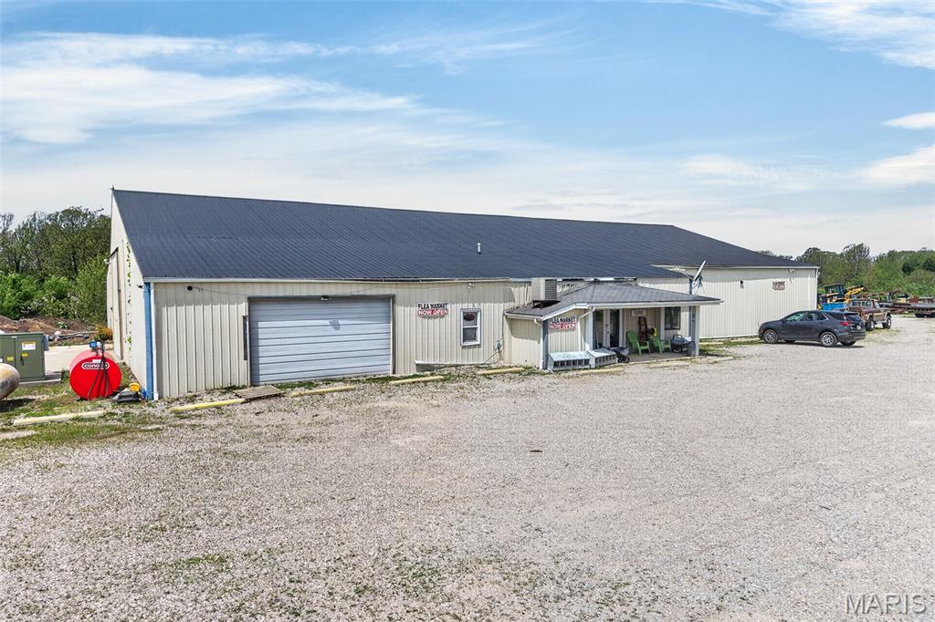 LEBANON - Commercial Sale