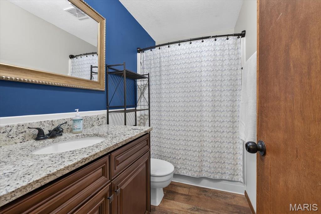 Meadowlake Acres 8th add - Residential