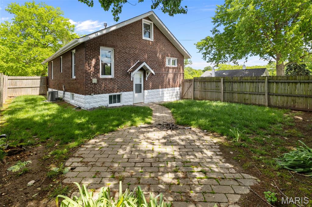 West Richmond Heights Resub Lt 19 & 20 - Residential