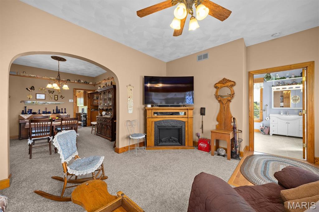 NOT IN A SUBDIVISION - Residential