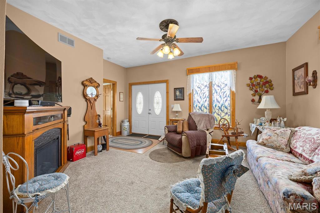 NOT IN A SUBDIVISION - Residential