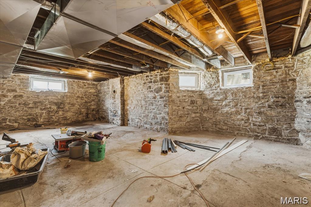 BRAGGS ADDITION - Residential Lease