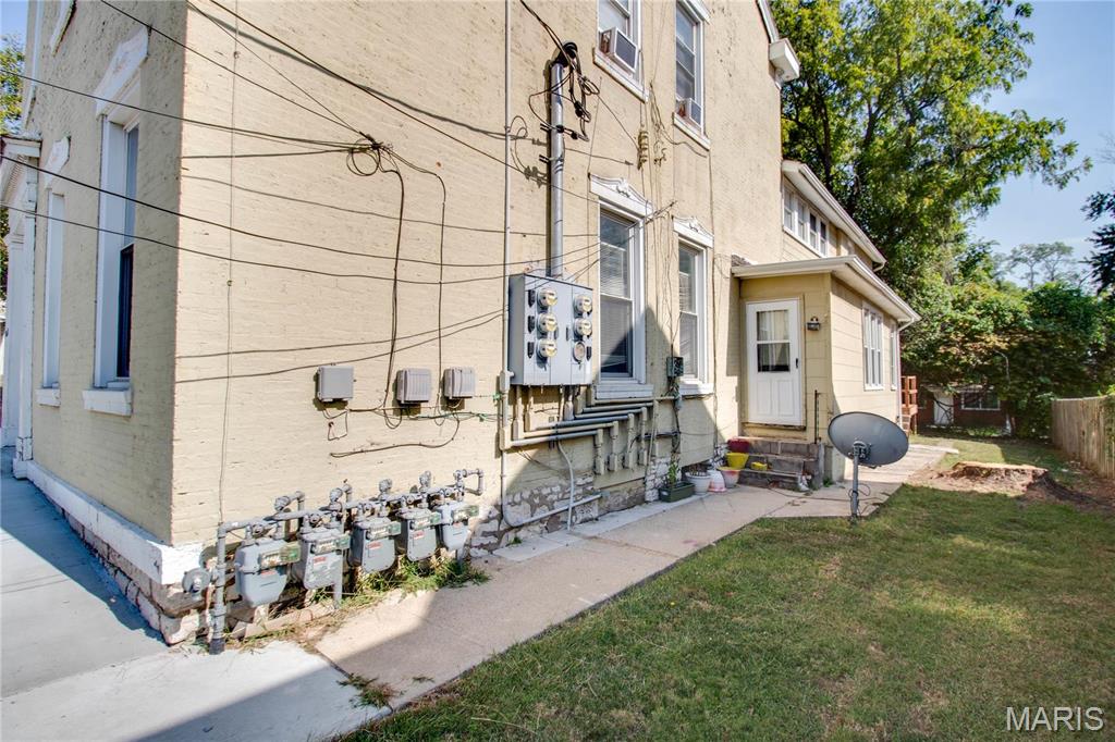 Not in a subdivision - Residential Income