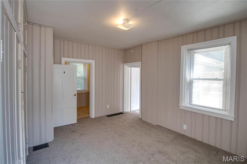Not in a subdivision - Residential Income