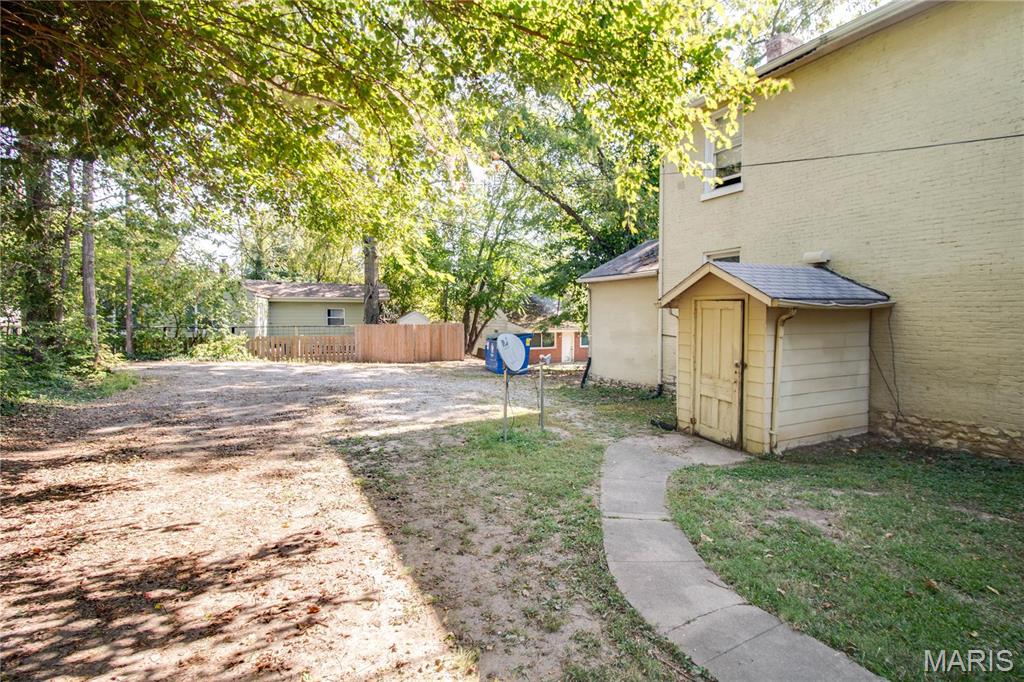 Not in a subdivision - Residential Income