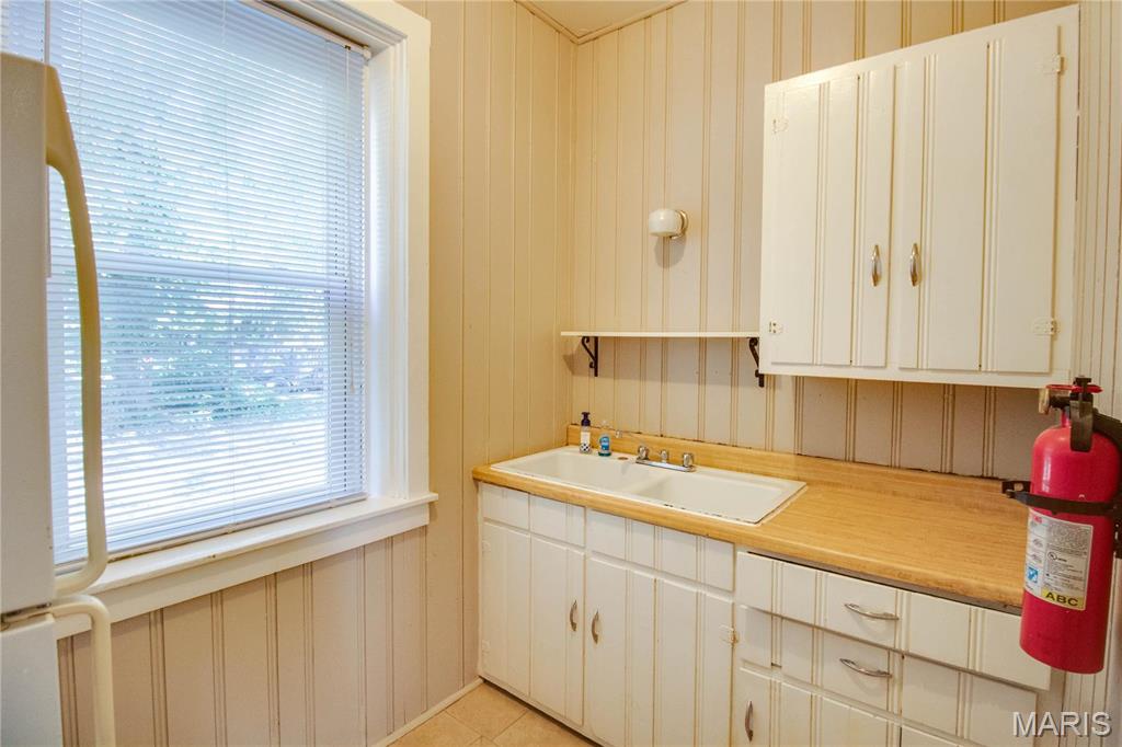 Not in a subdivision - Residential Income
