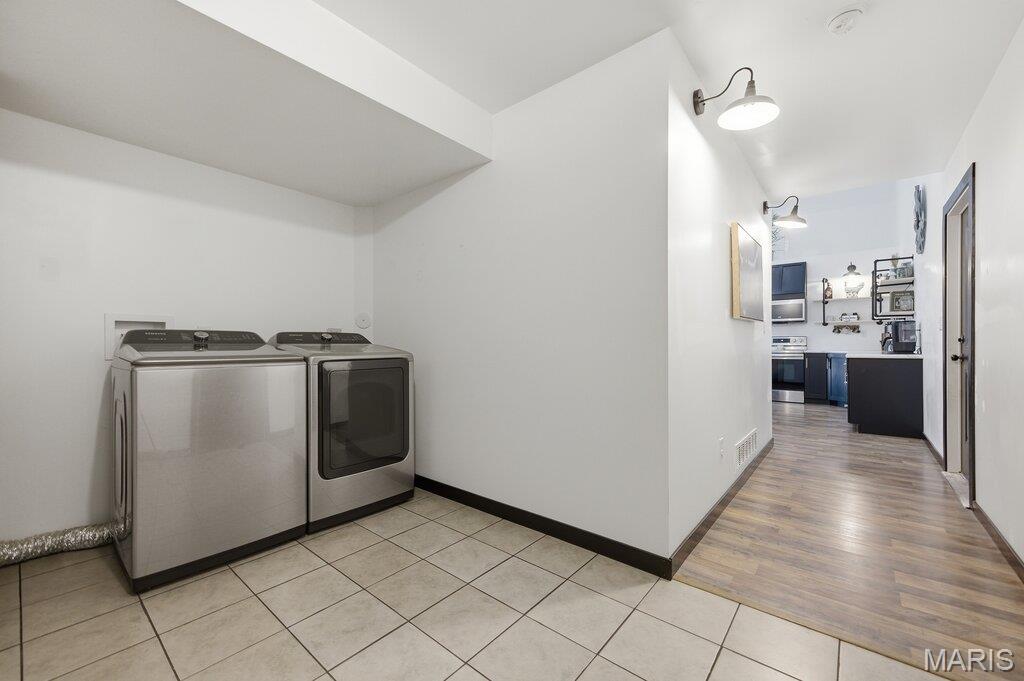 Hunters Way - Residential