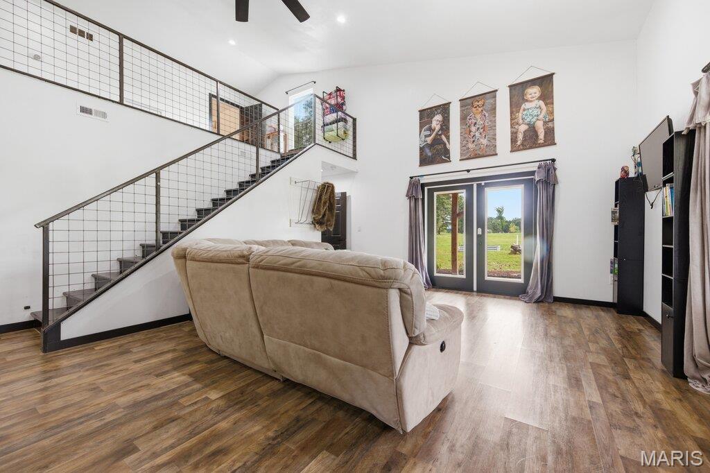 Hunters Way - Residential