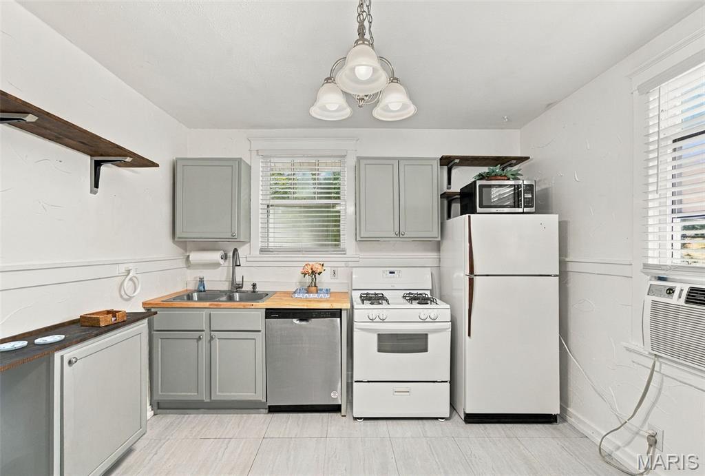 Mc Kenzie Tr - Residential