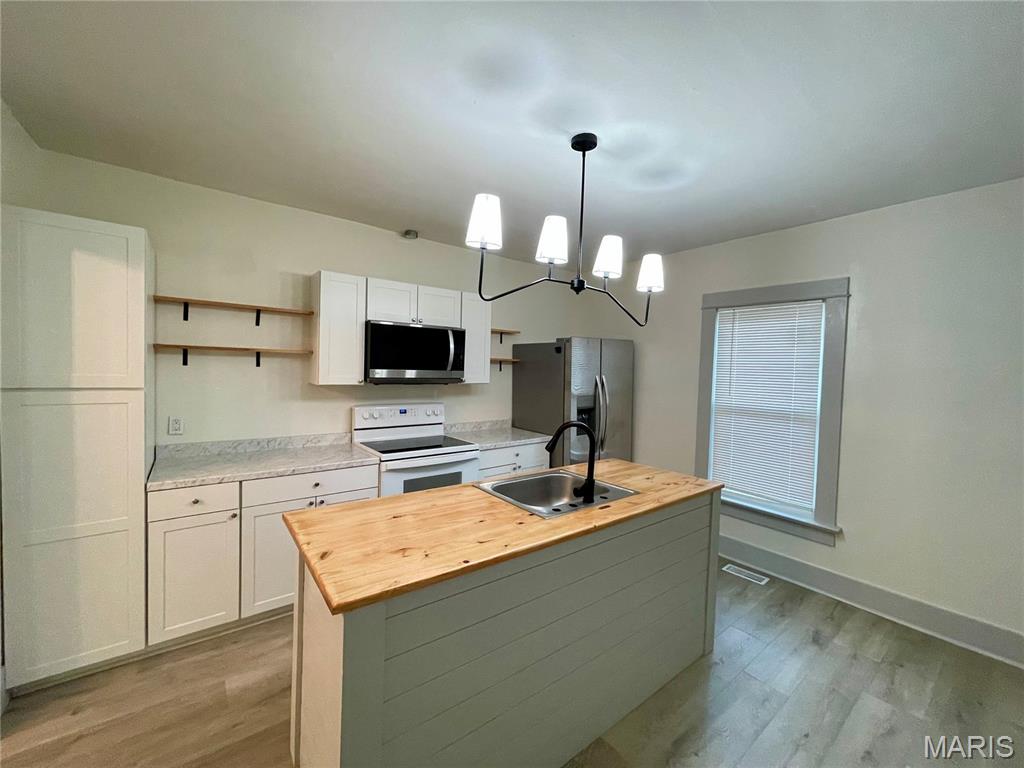 Red Star Add - Residential