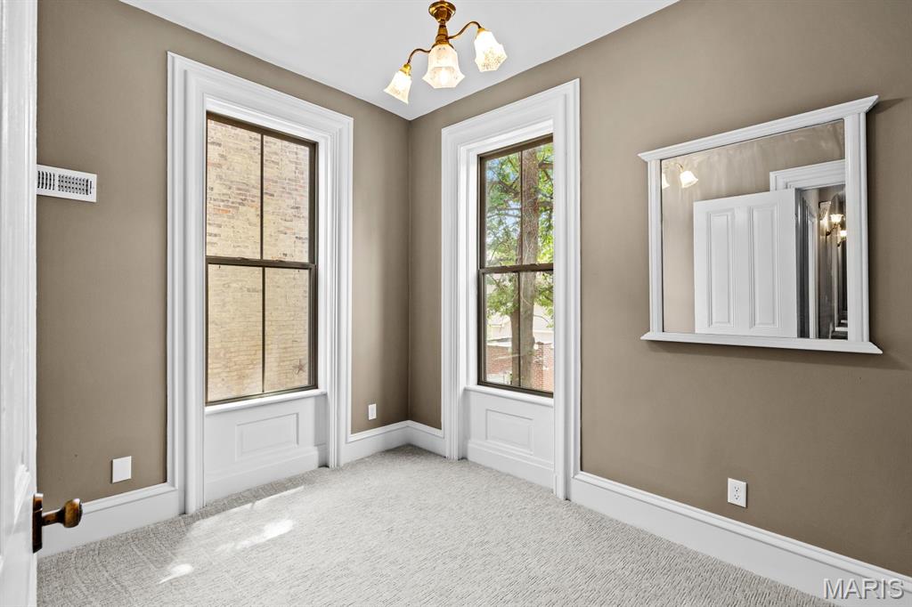 Lafayette Square - Residential