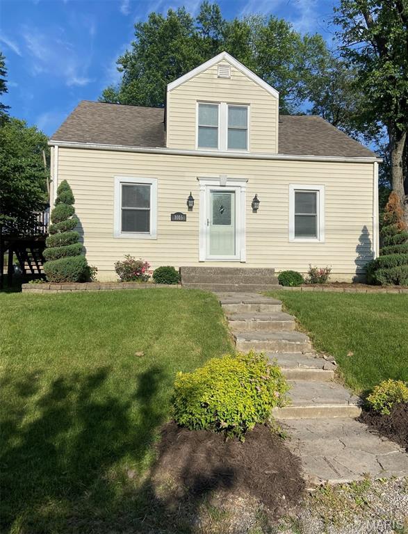 Excellent investment property located just minutes from the university! This well-maintained, five-bedroom, three-bath home is situated in a rental-friendly area and is currently tenant-occupied. A great oppurtunity to add an income-producing property to your portfolio.