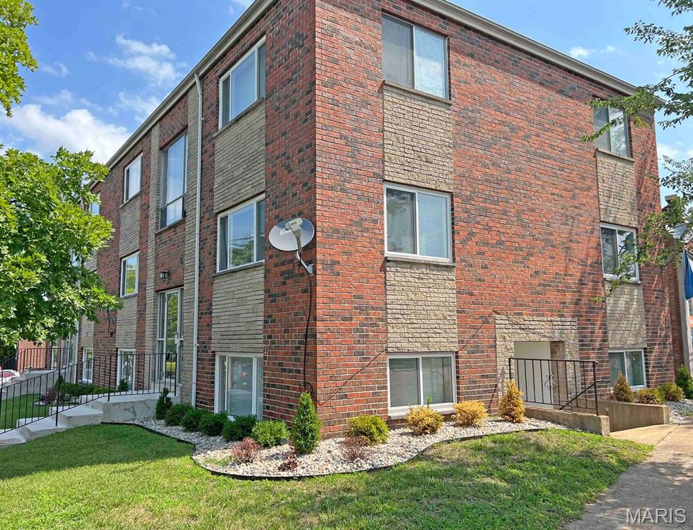 Gravois Bates Add - Residential Lease