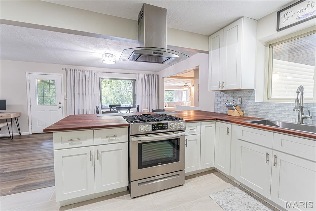 Terri B Acres - Residential