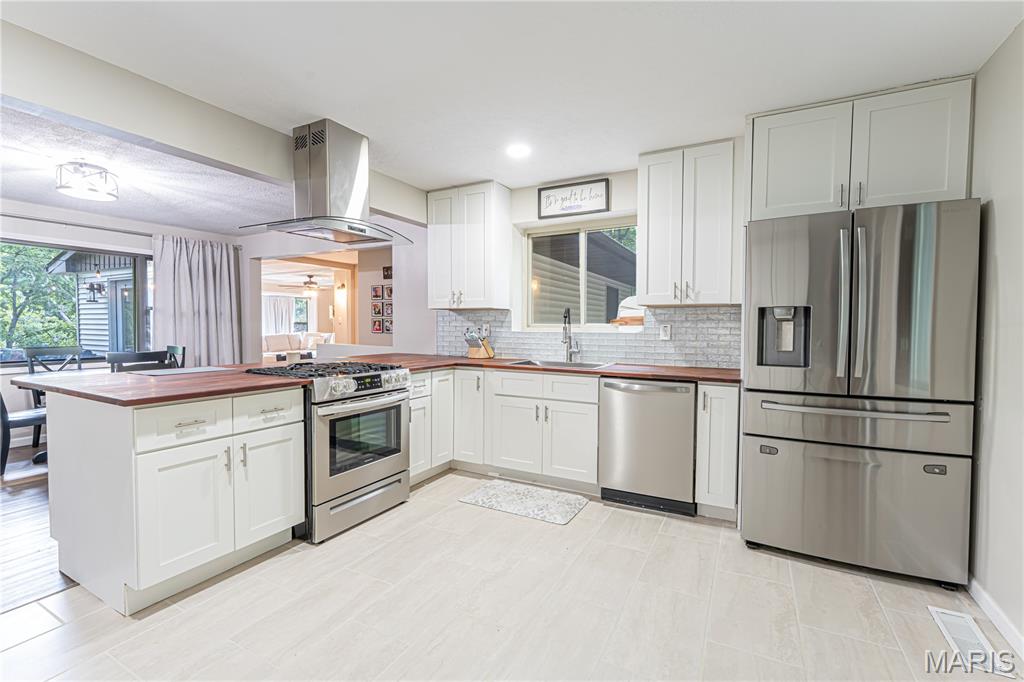 Terri B Acres - Residential