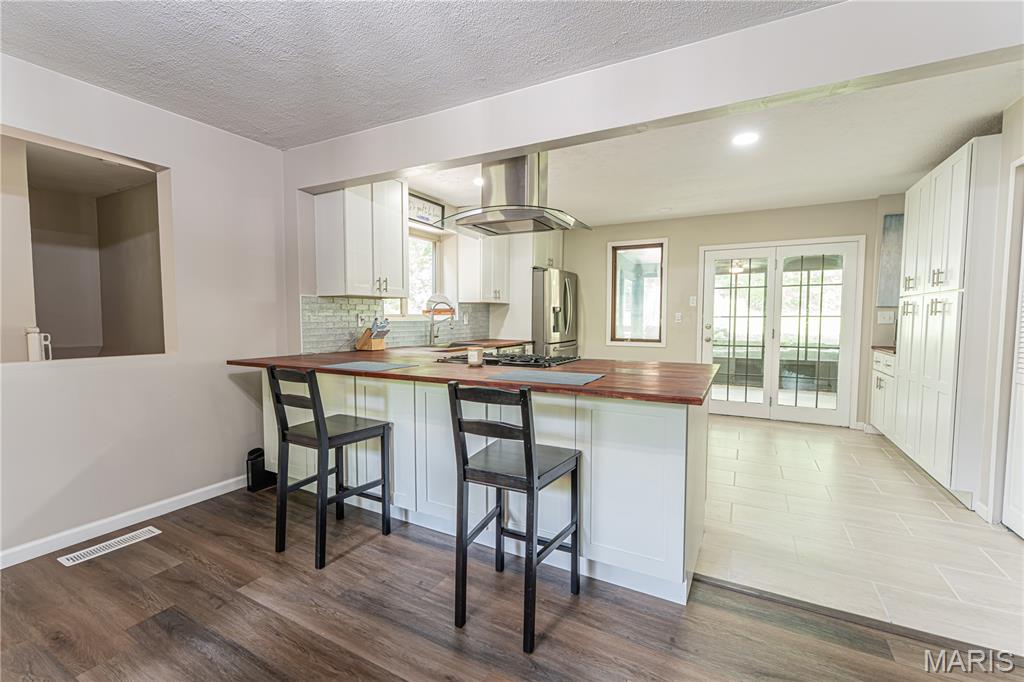 Terri B Acres - Residential